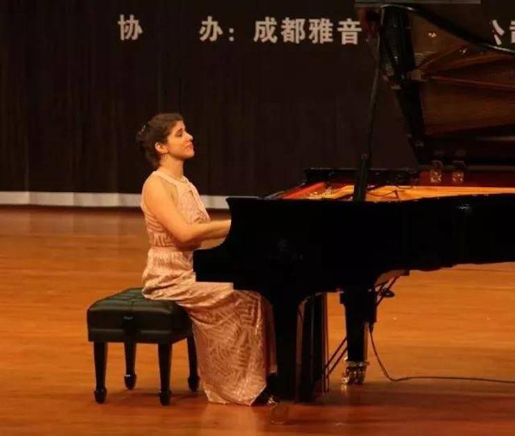 【回顾】2017佰利乐亚洲音乐奖学金绵阳师范学院颁奖仪式暨佰利乐海外艺术家Inna Faliks钢琴音乐会及大师班讲座圆满结束！