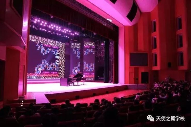 【报道】宿州市首届国际钢琴大师音乐会暨佰利乐艺术家宋思衡多媒体音乐会圆满成功。诤悠担
