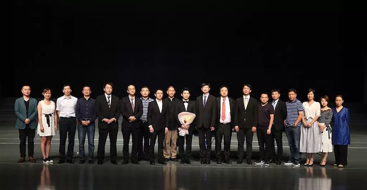 连云港佰利乐钢琴旗舰体验店开业庆典暨佰利乐艺术家鲍释贤钢琴独奏音乐会圆满落幕