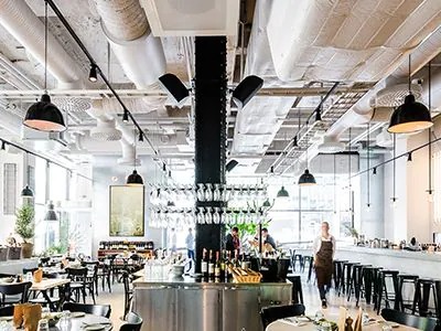 佰利乐助力斯德哥尔摩的法国工业风餐厅Usine