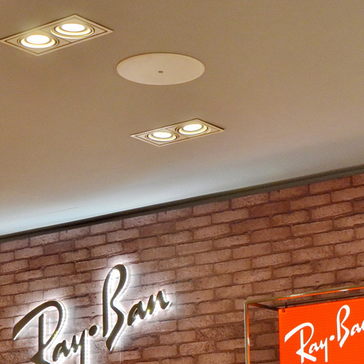 Ray?Ban 宏伊国际广场店——佰利乐 CIS 商用安装系统的经典应用